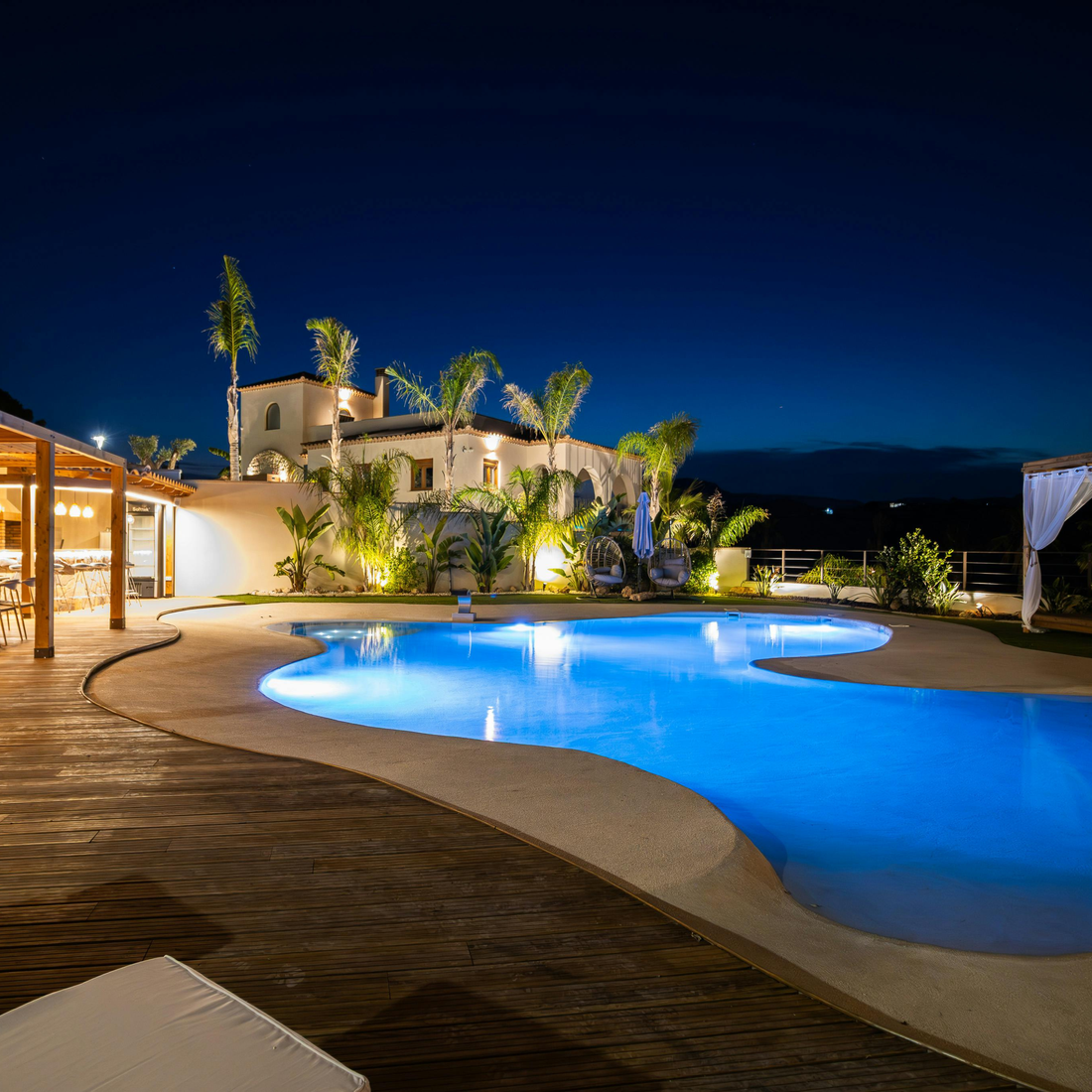 Which Pool Cleaner is Right?